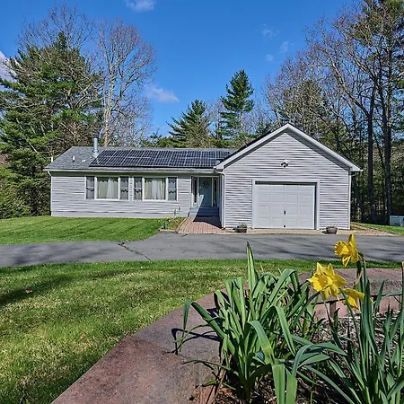 Spacious Catskills Serenity Nearby Delaware River Gap W Game Rm Pet Friendly And Fenced Yard